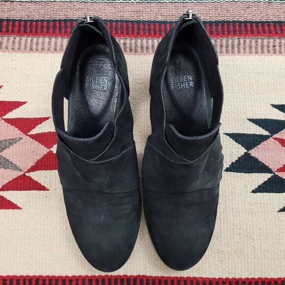 Eileen Fisher Walt Crossover Cut Out Leather Bootie Sz 7.5 Black Back Zip EUC‎ - Picture 2 of 7